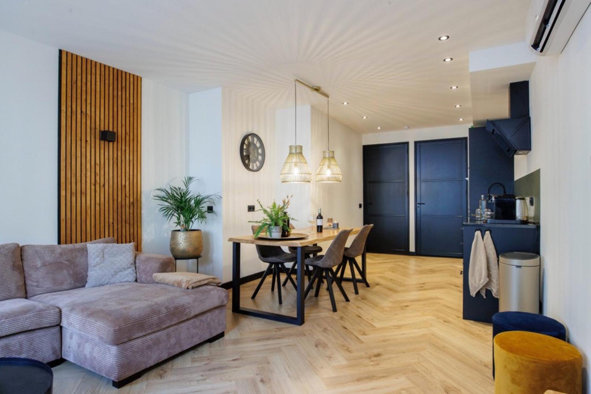 In De Mid - Prachtige Appartementen In Hartje Joure Eksteriør billede